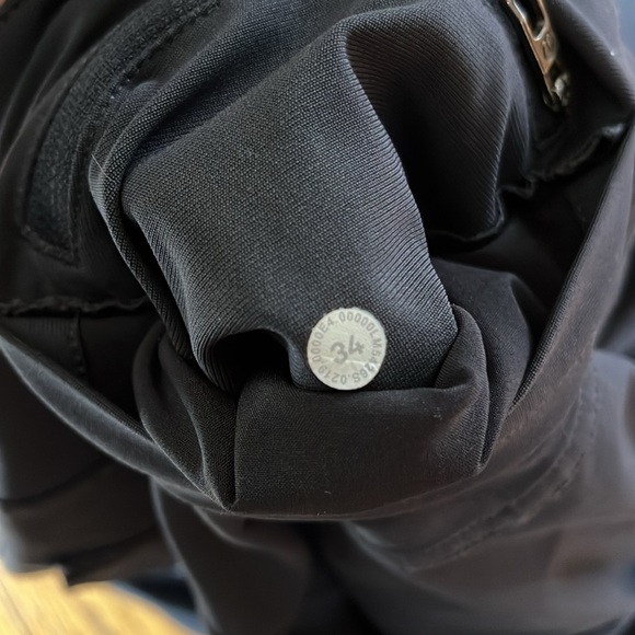 Lululemon ABC Pant Classic *34" - Black - Picture 11 of 12